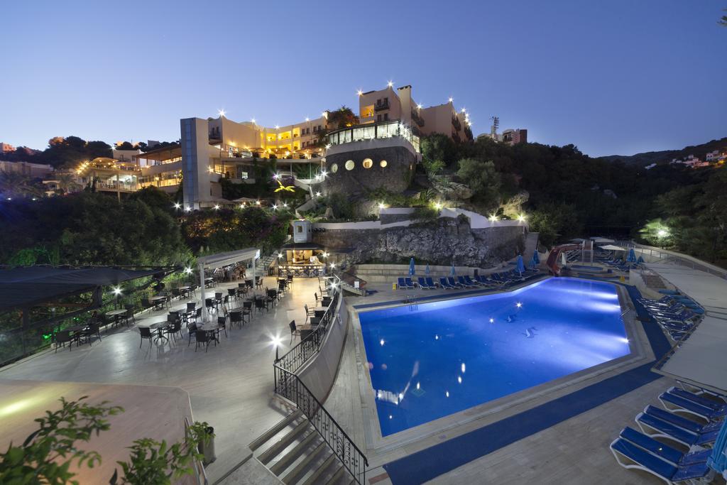 Crystal Hotel Bodrum Гумушлук Екстериор снимка